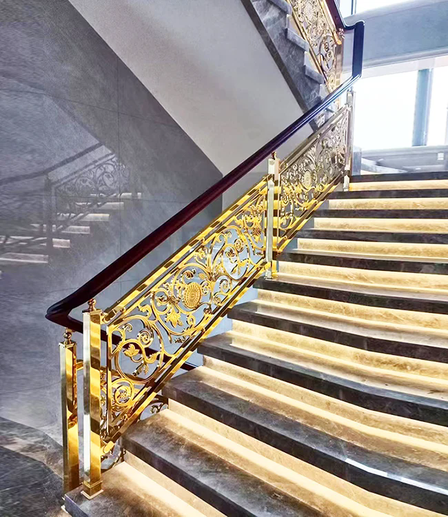 Jak zvyšuje zábradlí schodiště bezpečnost a styl v moderní architektuře?